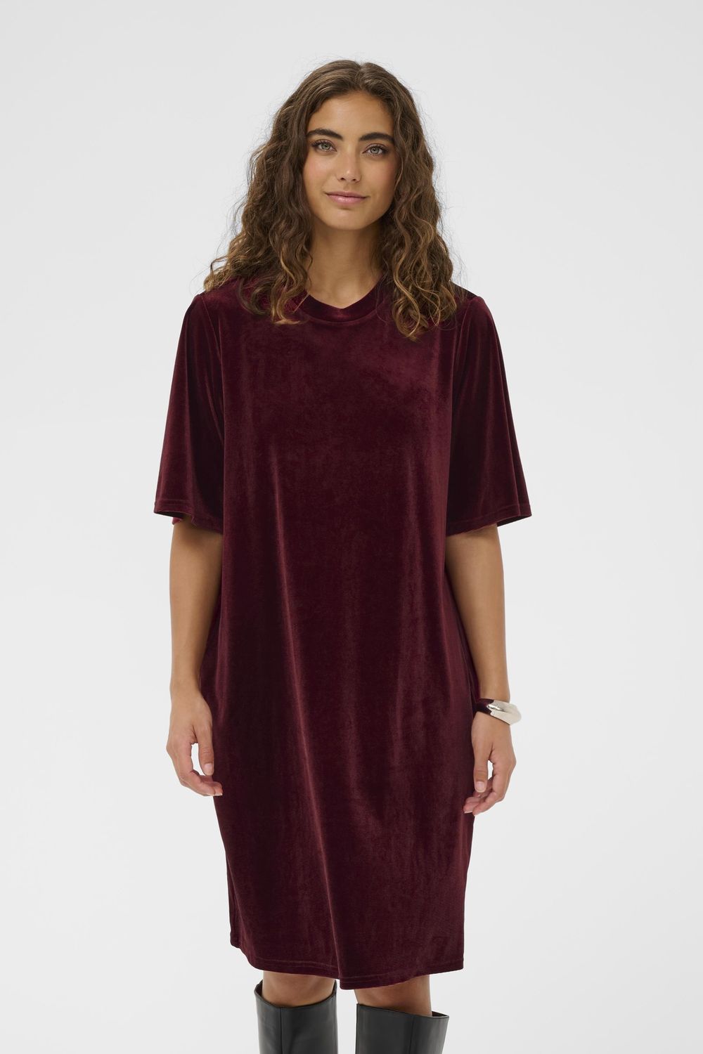 Zoe Short Dress in Zinfandel