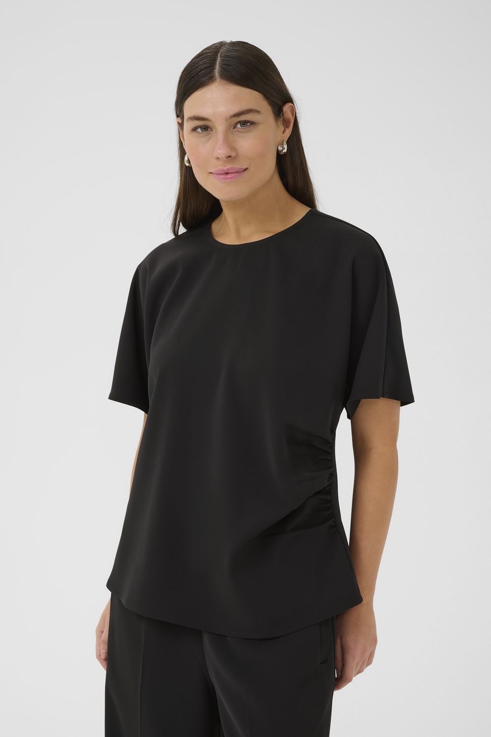 Slinky Aram Blouse in Black