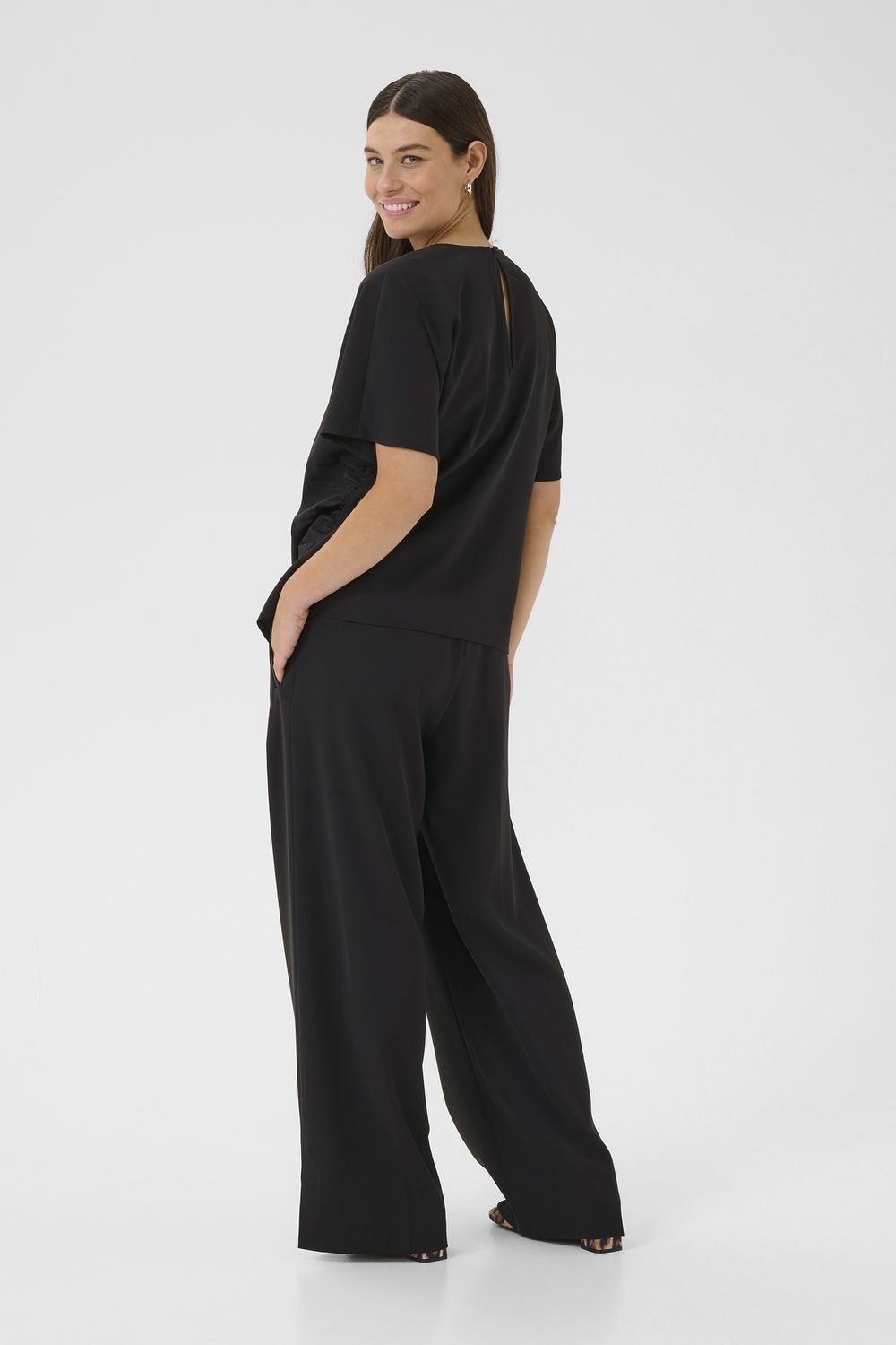 Slinky Aram Blouse in Black