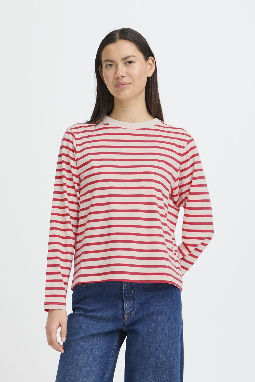 Mira Loose T-shirt in Teaberry