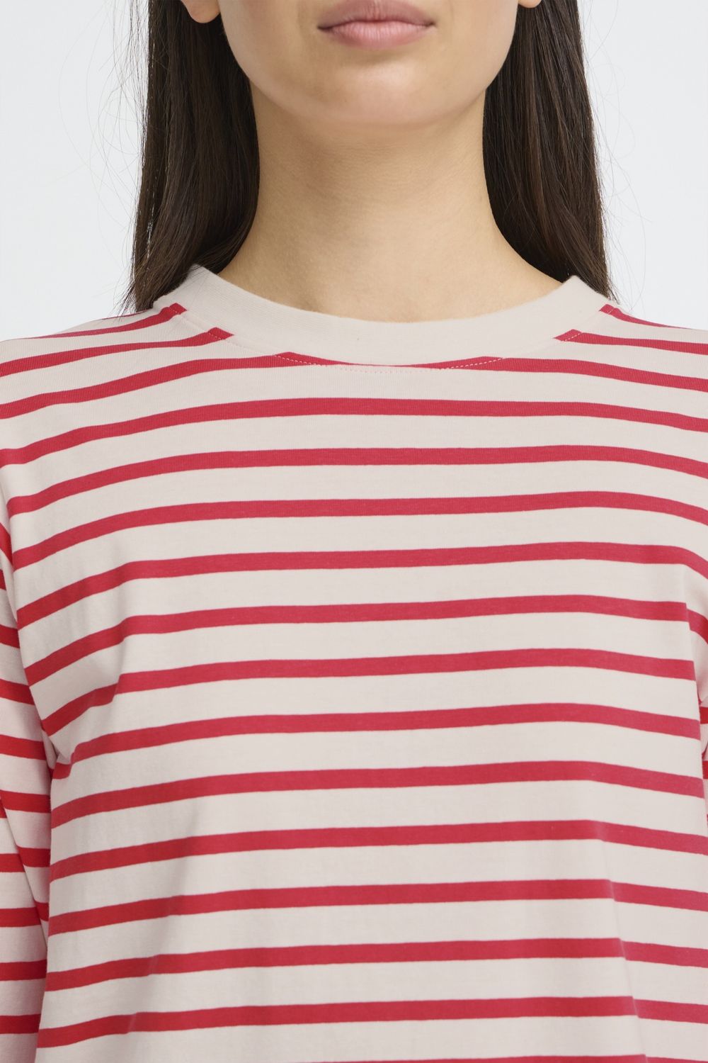 Mira Loose T-shirt in Teaberry