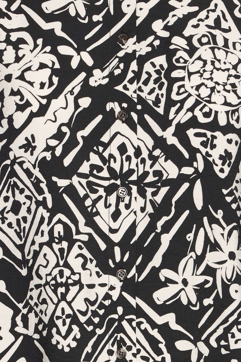 Farzo Shirt in Graphic Patchwork