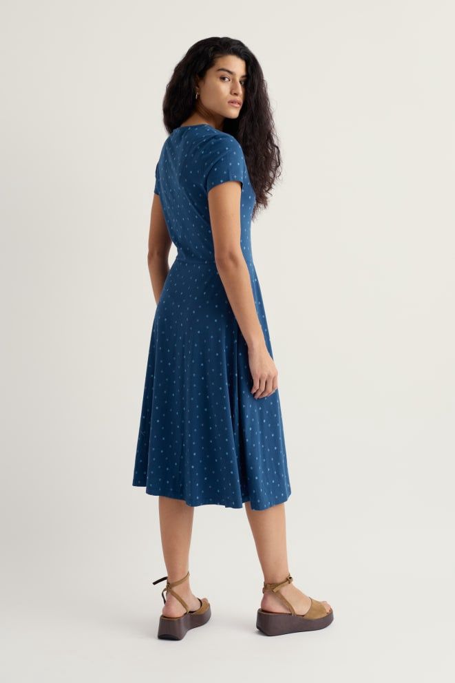 Pier View Dress in Little Sponge Spot Dark Voyage