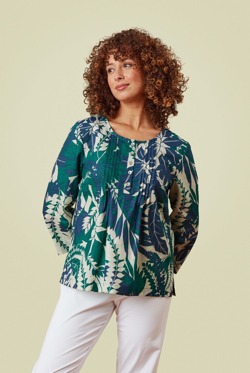 Incana Top Polka Dot Palm Leaf in Ocean Marine
