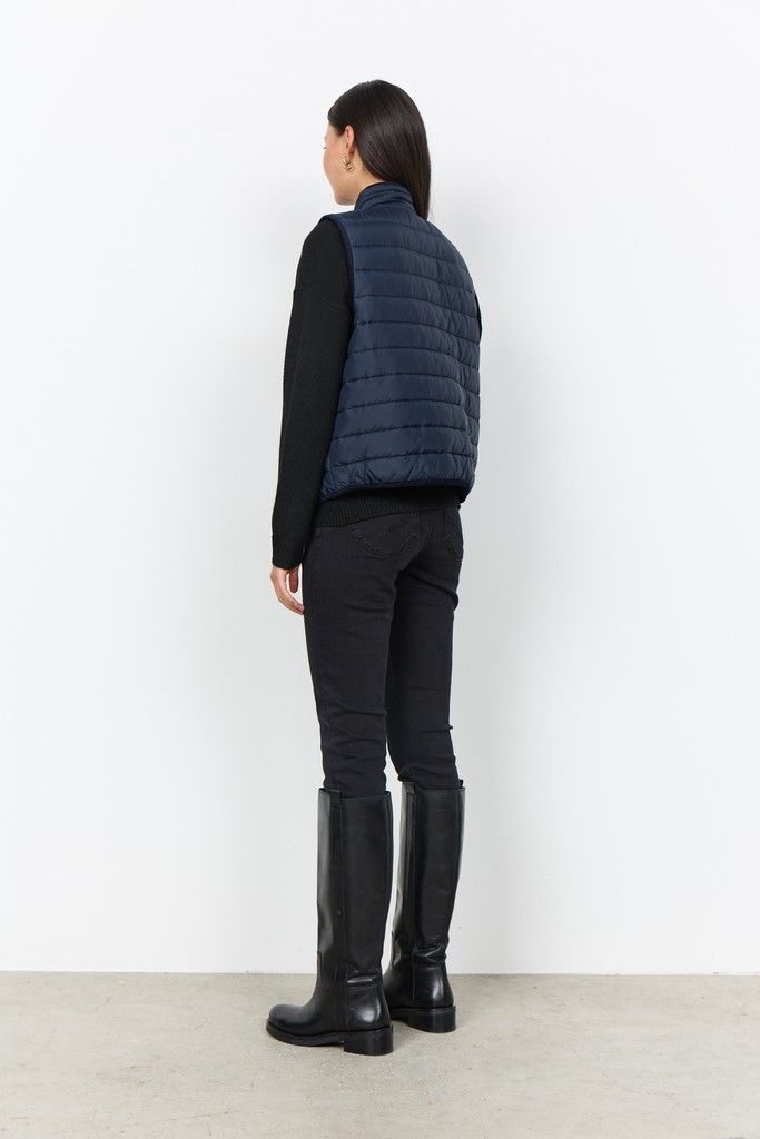 Benete Waistcoat in Navy