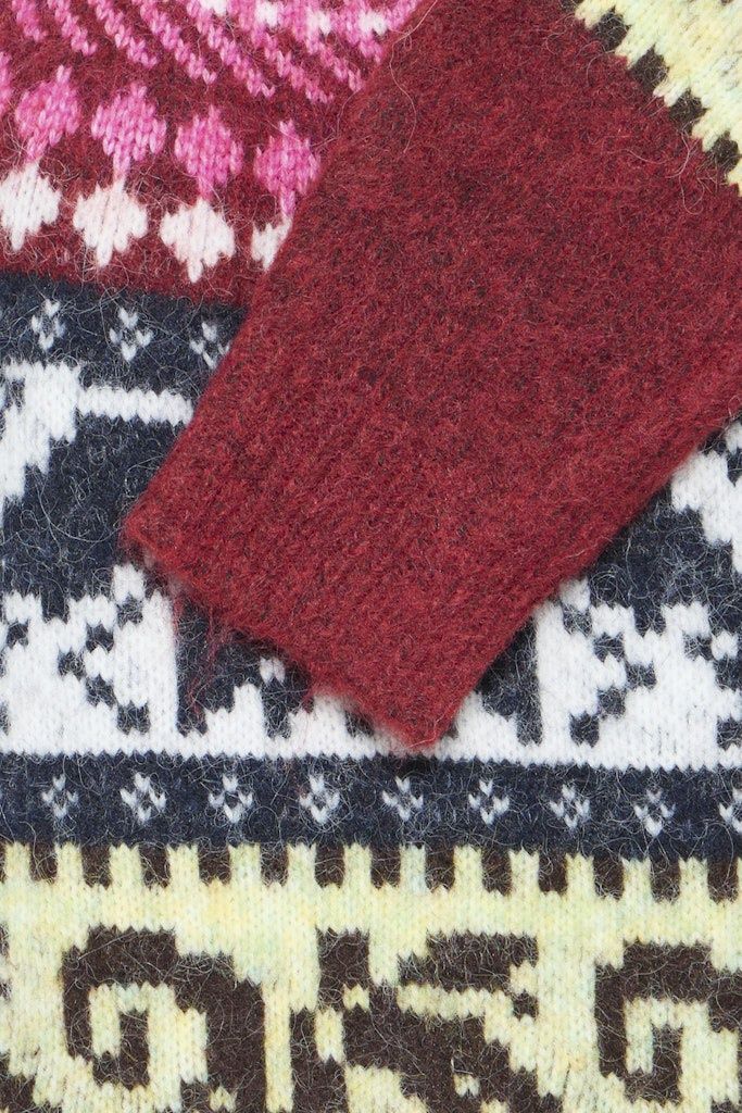 Cylle Pullover in Zinfandel Multi Pattern