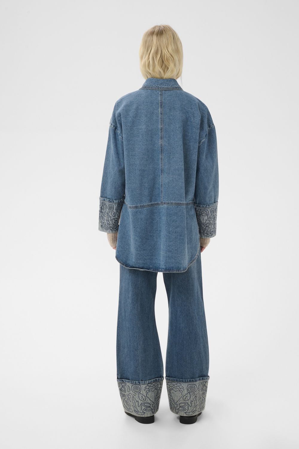 Merano Aniceta Shirt in Medium Vintage Blue Wash