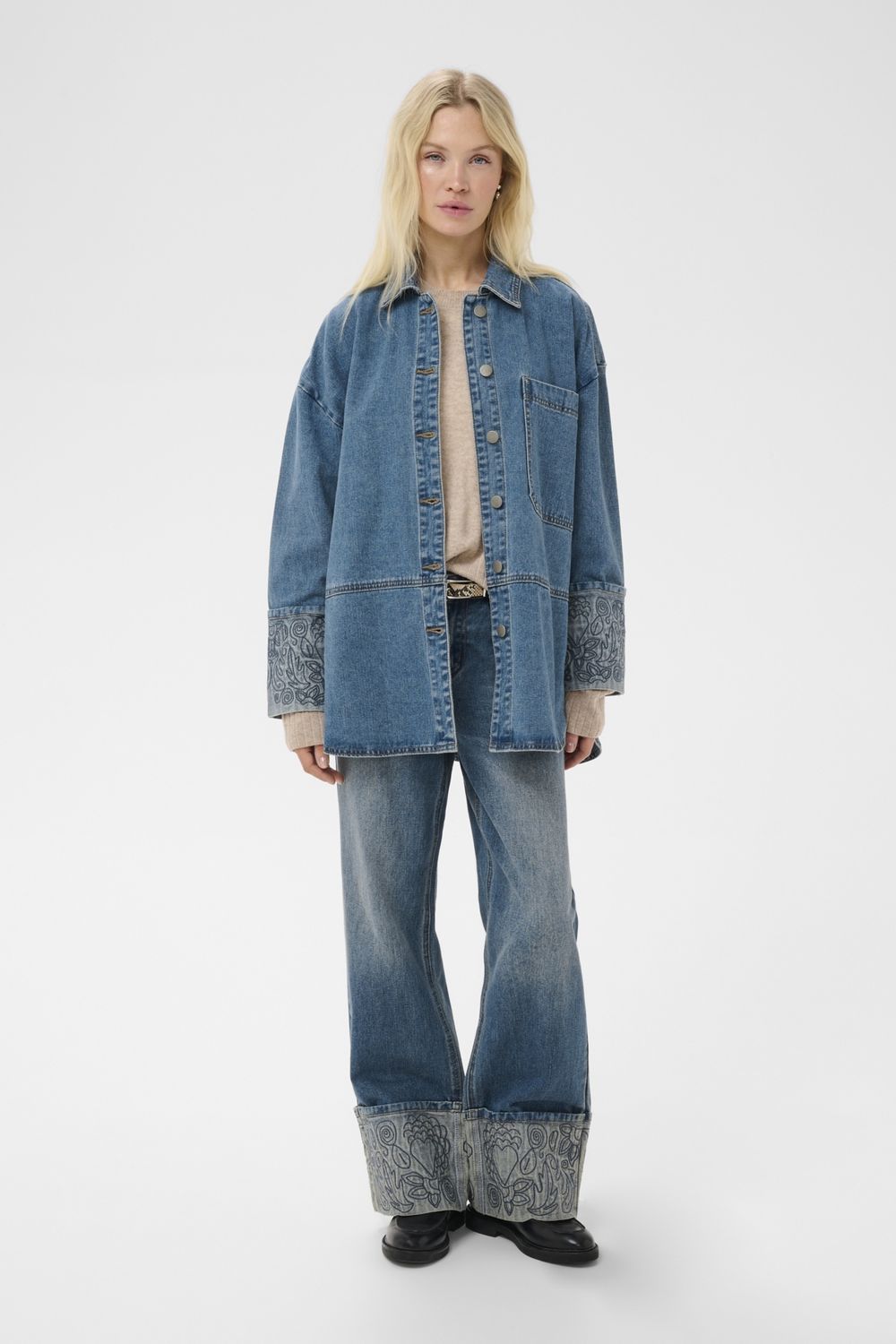 Merano Aniceta Shirt in Medium Vintage Blue Wash
