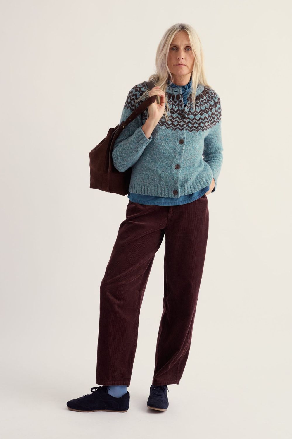 Port Kinnis Cardigan Merino in Wag Tail Lichen Seedbed