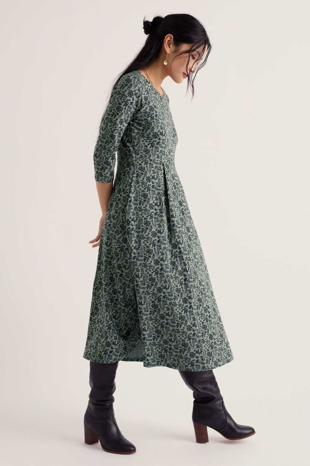 Veronica Dress in Painted Seaweed Lichen
