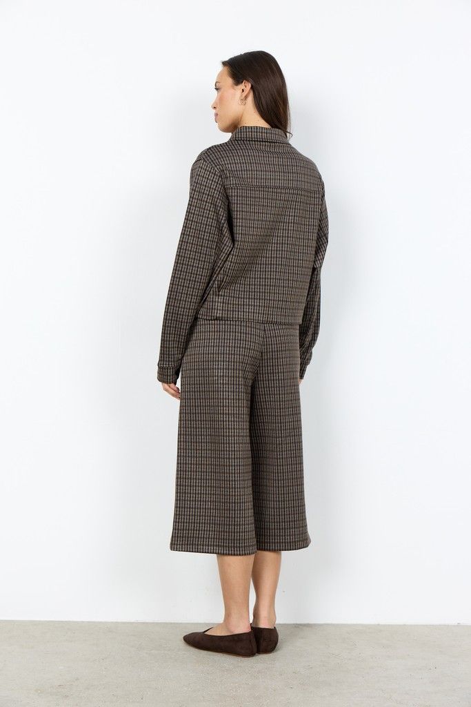 Hekla Jacket in Chocolate Plum Combi