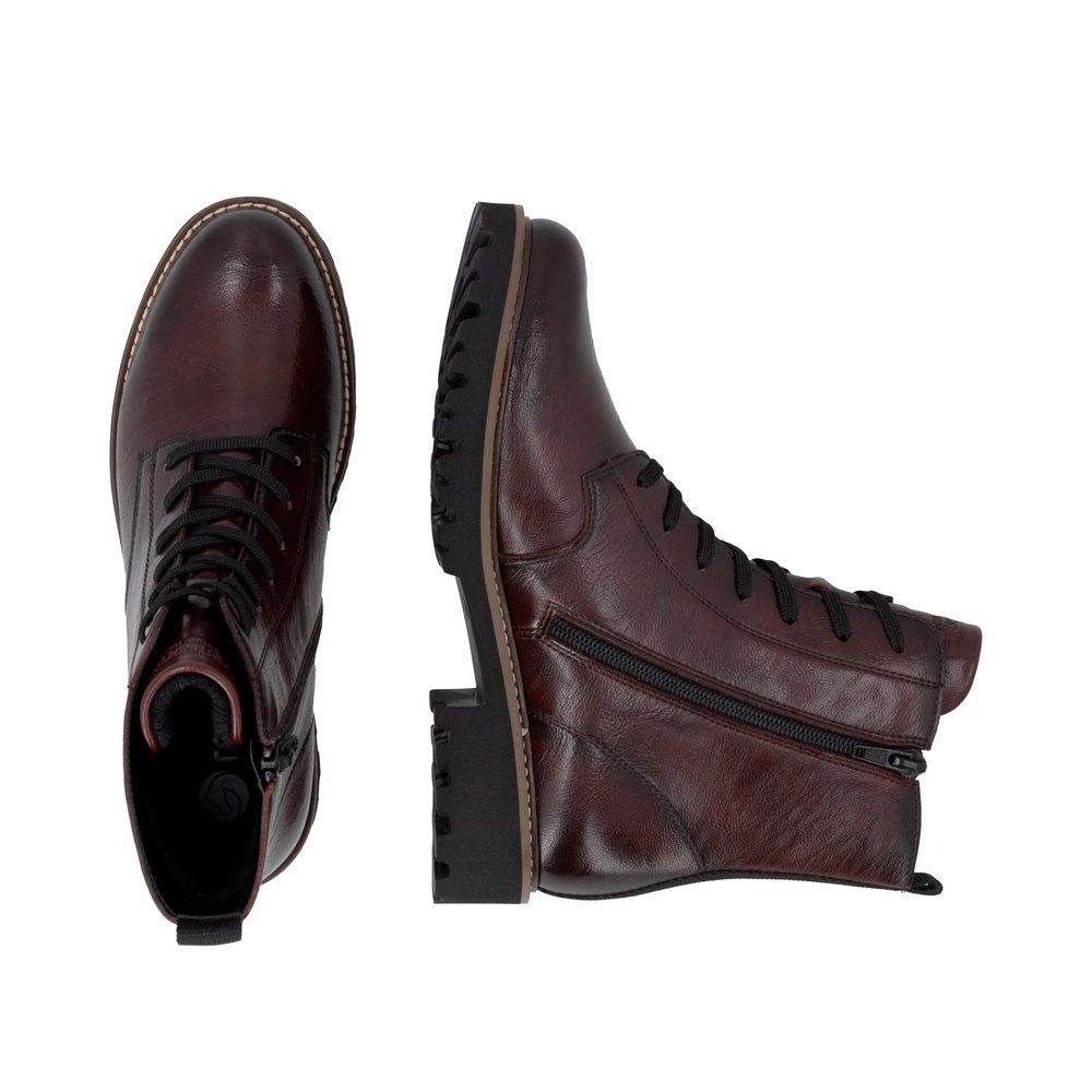 Hazel Leather Boots in Red