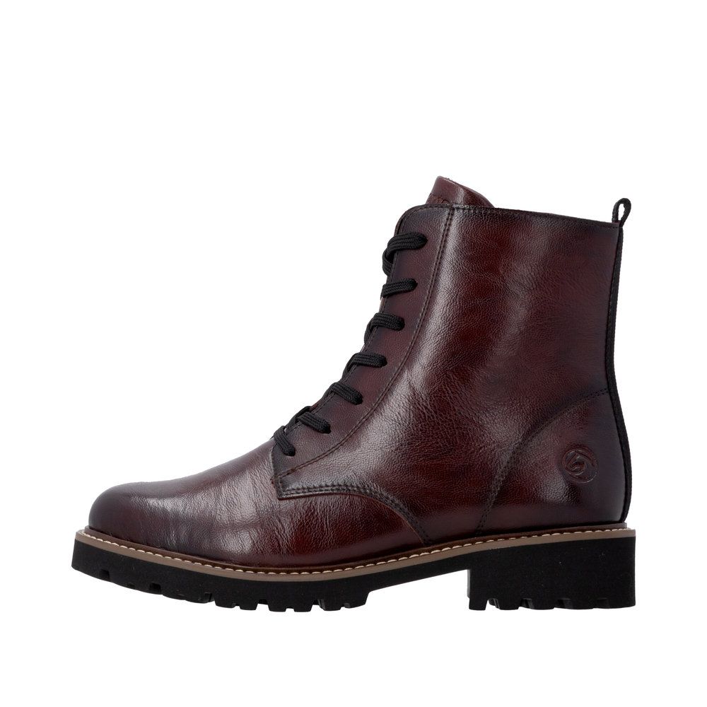 Hazel Leather Boots in Red