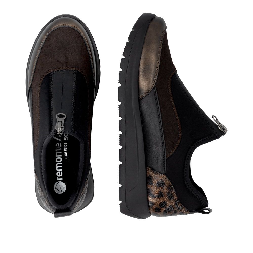 Ada Sneaker with Front Zipper in Black