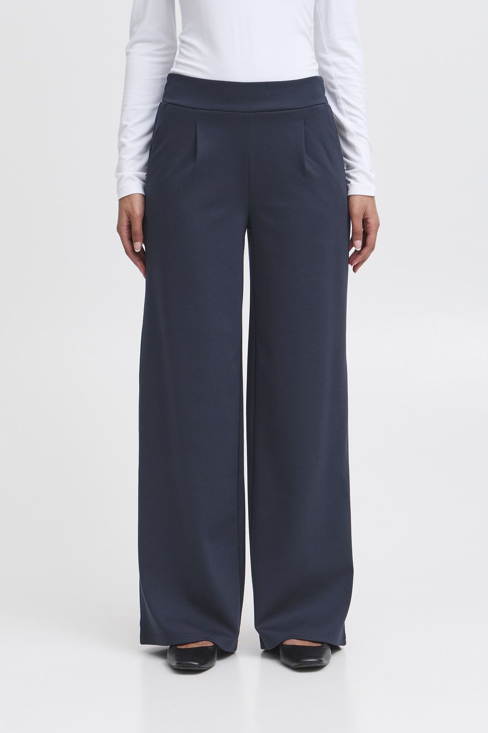 Kate Sus Long Wide Trousers in Total Eclipse