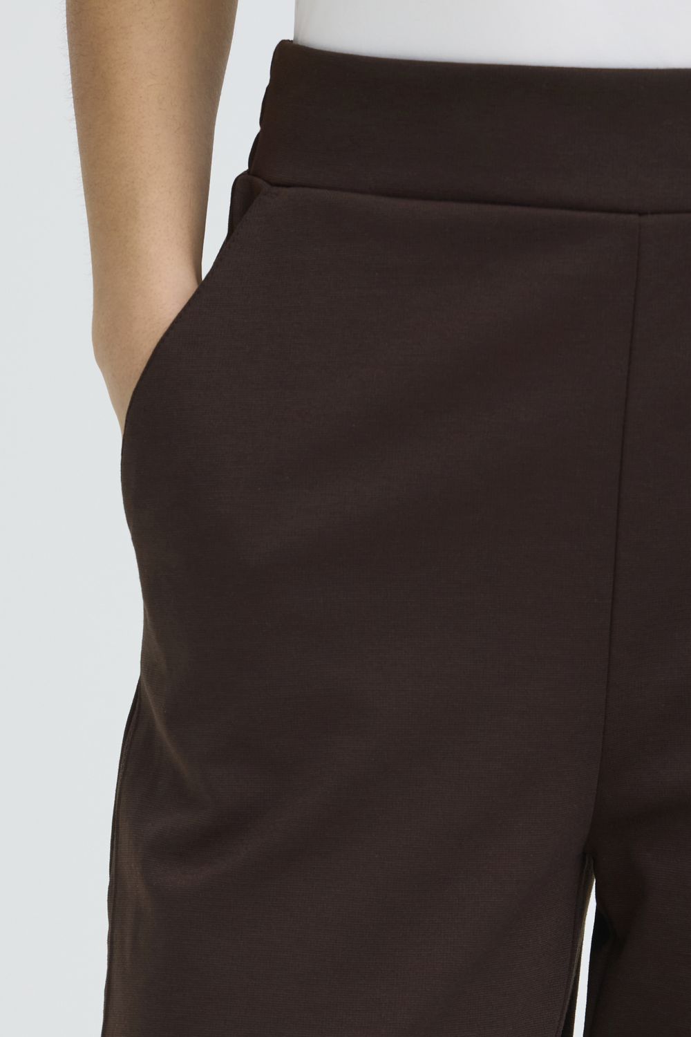 Kate Barrel Trousers in Chocolate Torte