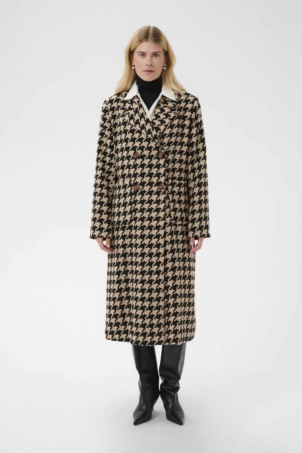 Kilara Long Coat in Black