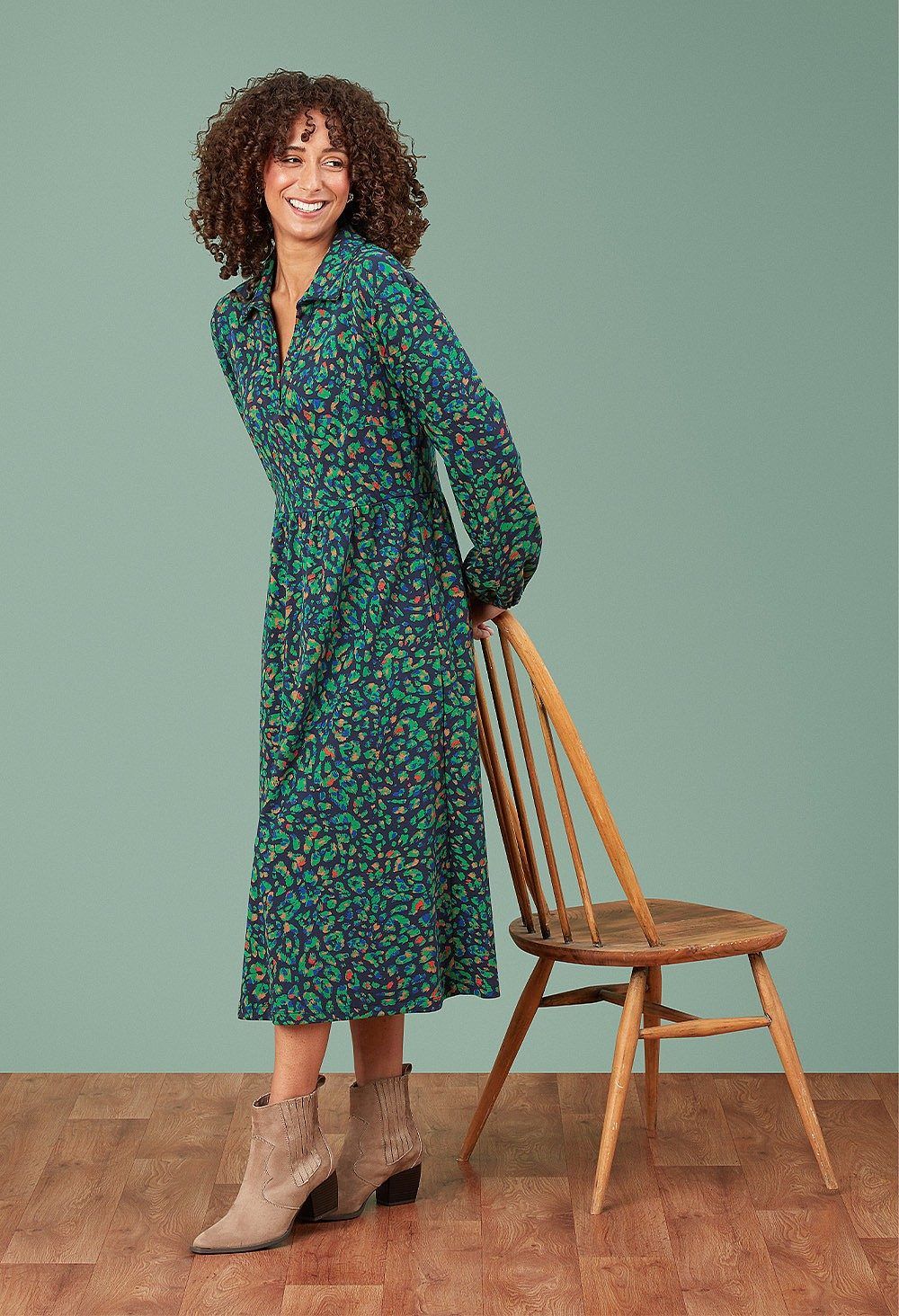 Kala Dress Brushed Leo in Multicolour