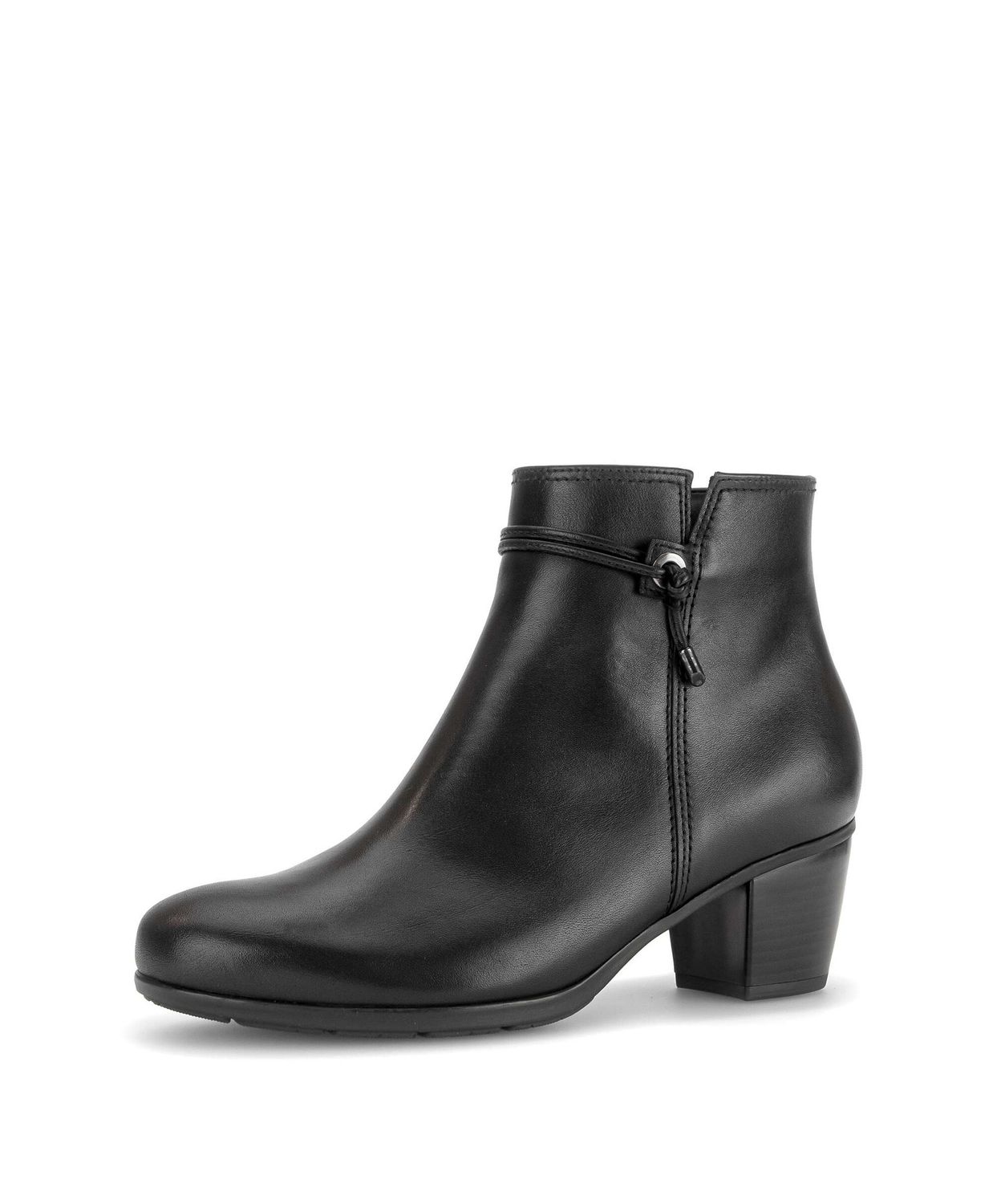 Sienna Leather Heeled Ankle Boots in Black