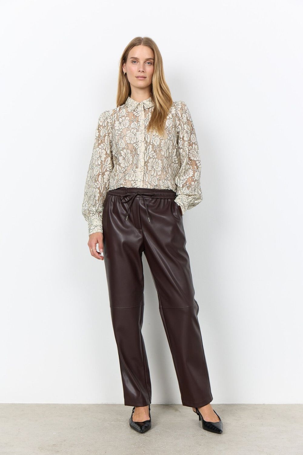 Beckie Pants in Chocolate Plum