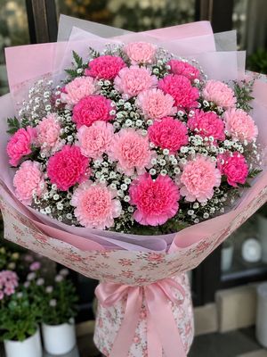 24 Carnations Wrap