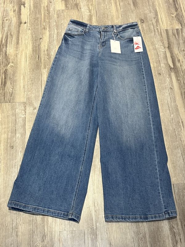 Low Rise Wide Leg Jeans size 7