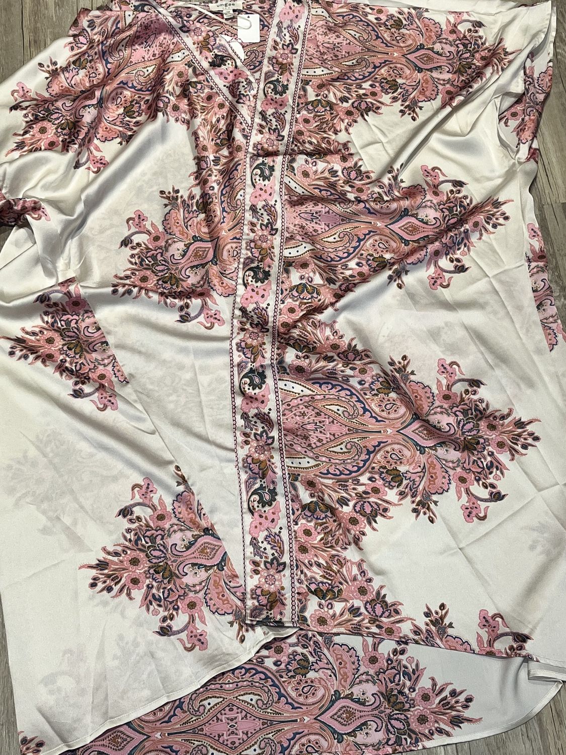 Cream and Pink Top S/M