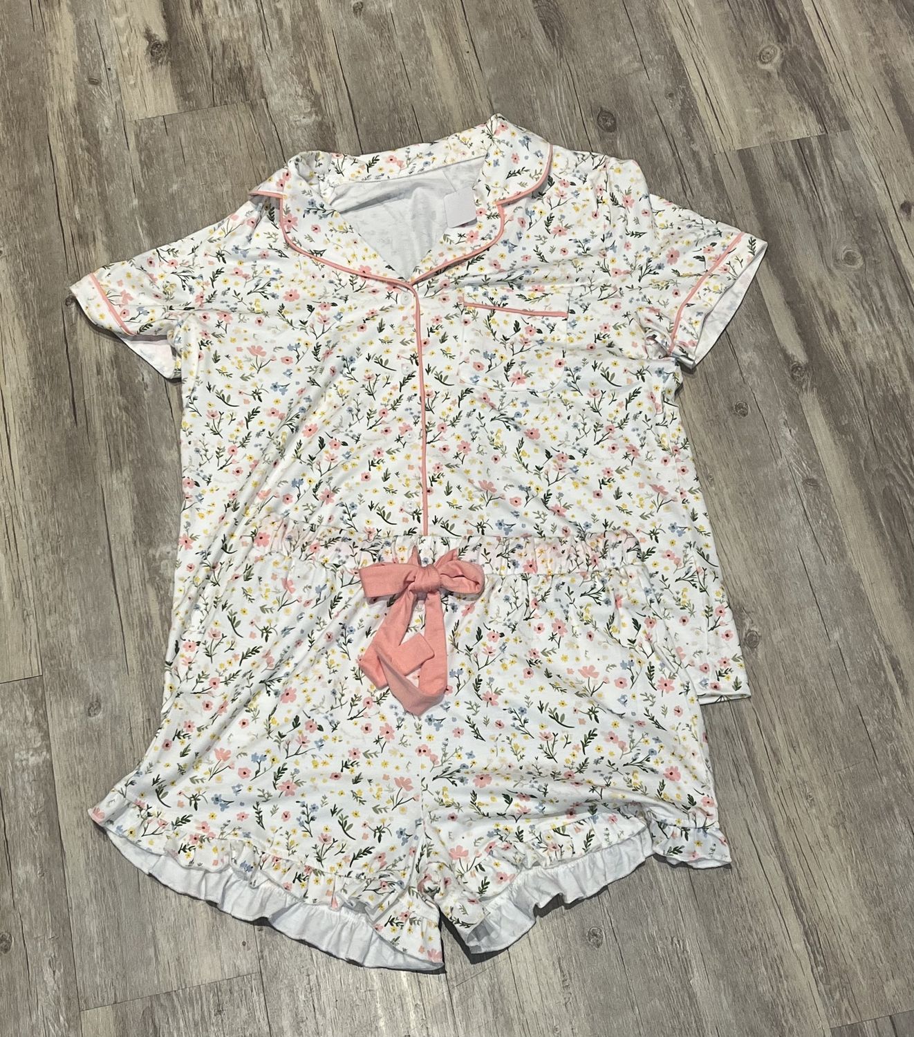 Floral pj, Size: Small