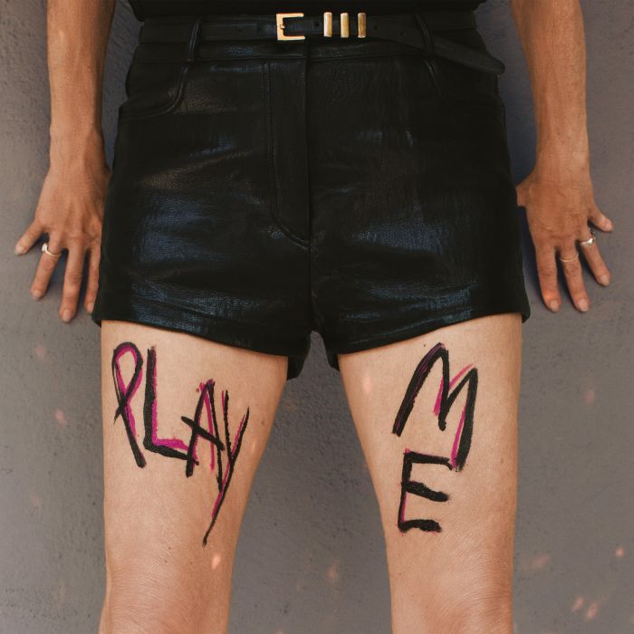 Kim Gordon - PLAY ME Kim Gordon - PLAY ME