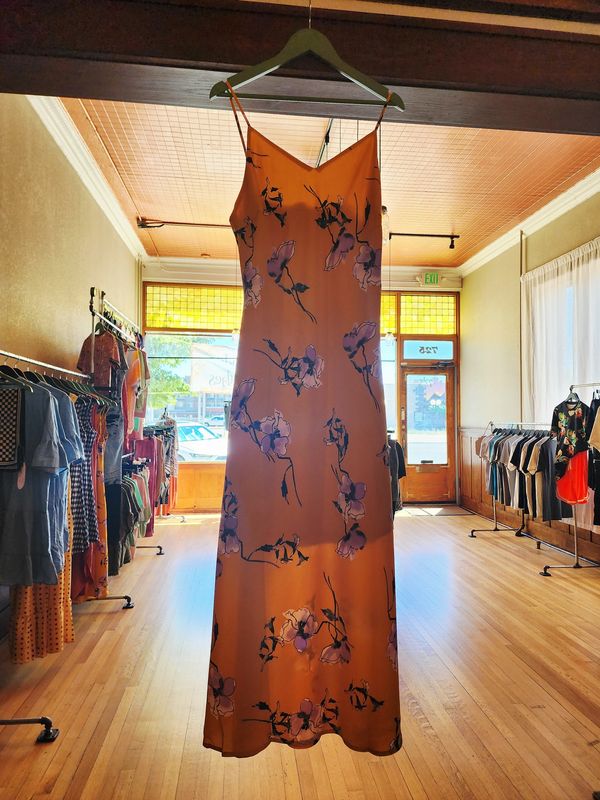 Gilli sleeveless midi dress