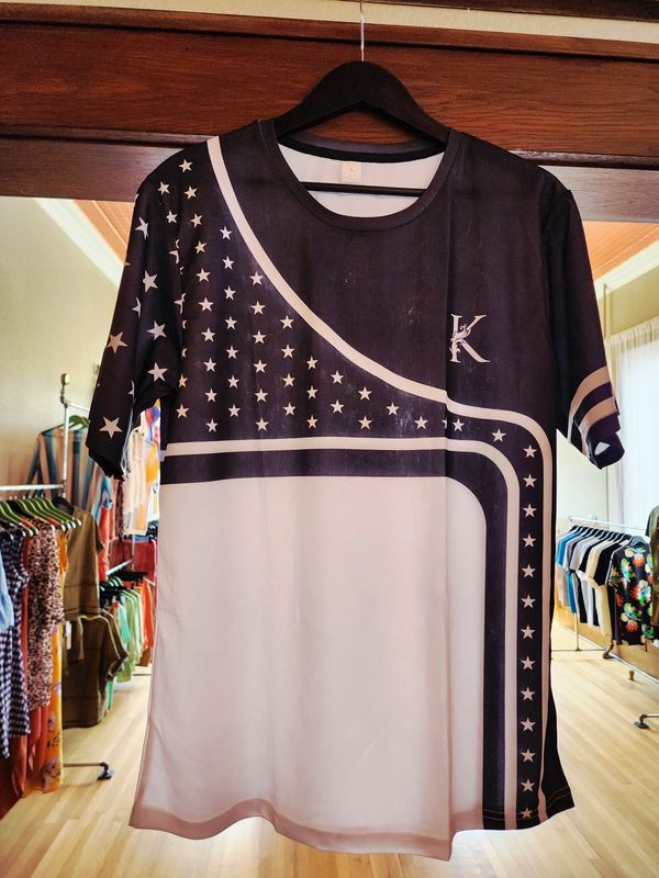 Black and white star k shirt