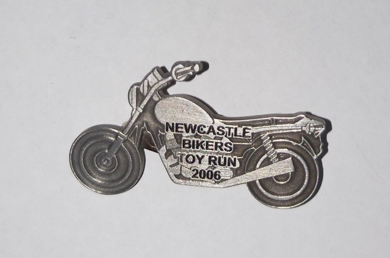 2006 Metal Badge (safety pin)