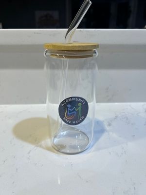 10 oz glass cup w/ glass straw