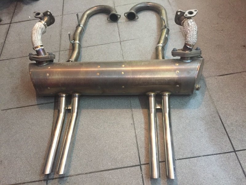 Escape Vintage Speed 'Estilo Abarth' (4 ponteiras) em INOX