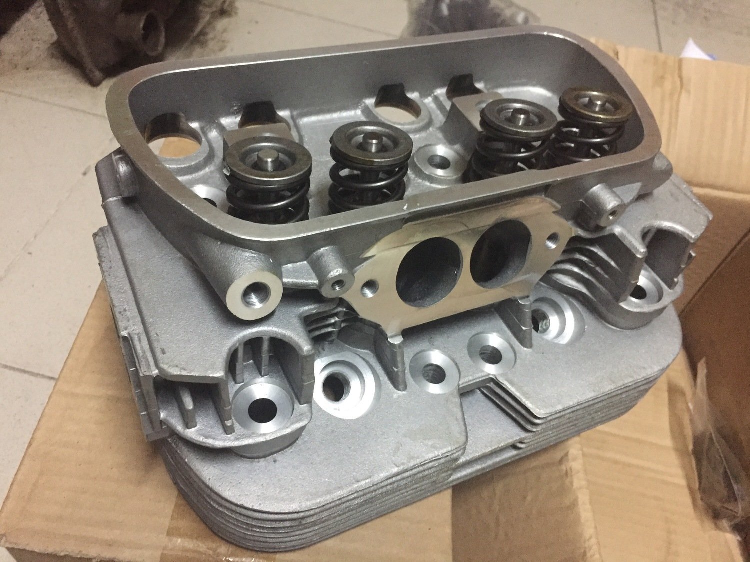 Cabeças 1600cc de admissão dupla (par)