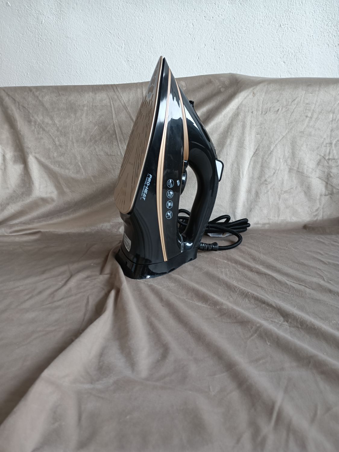 żelazko ceramiczne parowe żelazko ceramiczne parowe