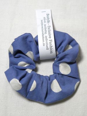 Haargummi/ Scrunchie blau-weiße Punkte