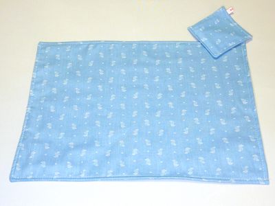 Platz-Set/ Tisch-Set "Streublümchen" blau Platz-Set/ Tisch-Set "Streublümchen" blau