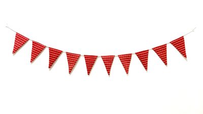 Wimpelgirlande im Landhausstil rot/weiss kariert