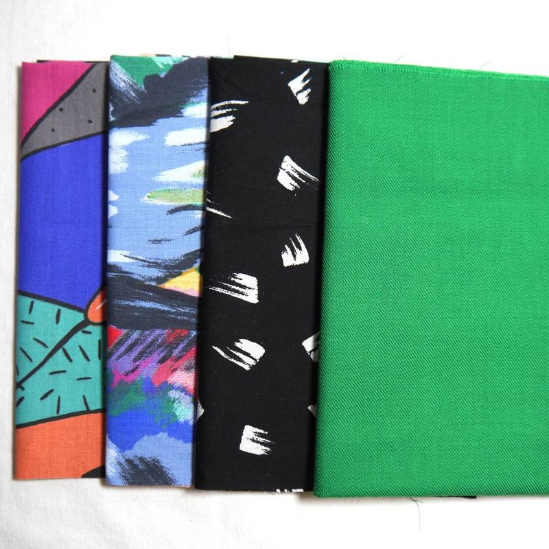 Poppig-Bundle Fat Quarters – 4 Stück + Stecknadeln