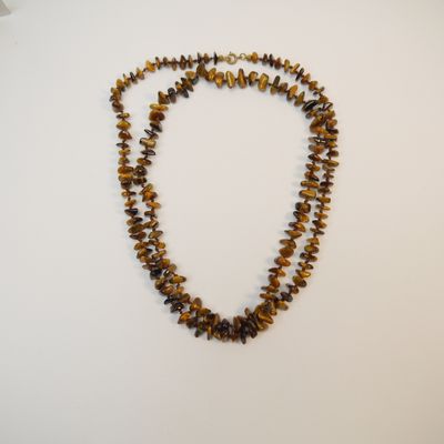 Lange Halskette aus Tigerauge-Splittern – Naturstein-Schmuck in warmen Brauntönen