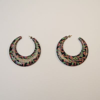 Vintage-Creolen mit buntem Muster