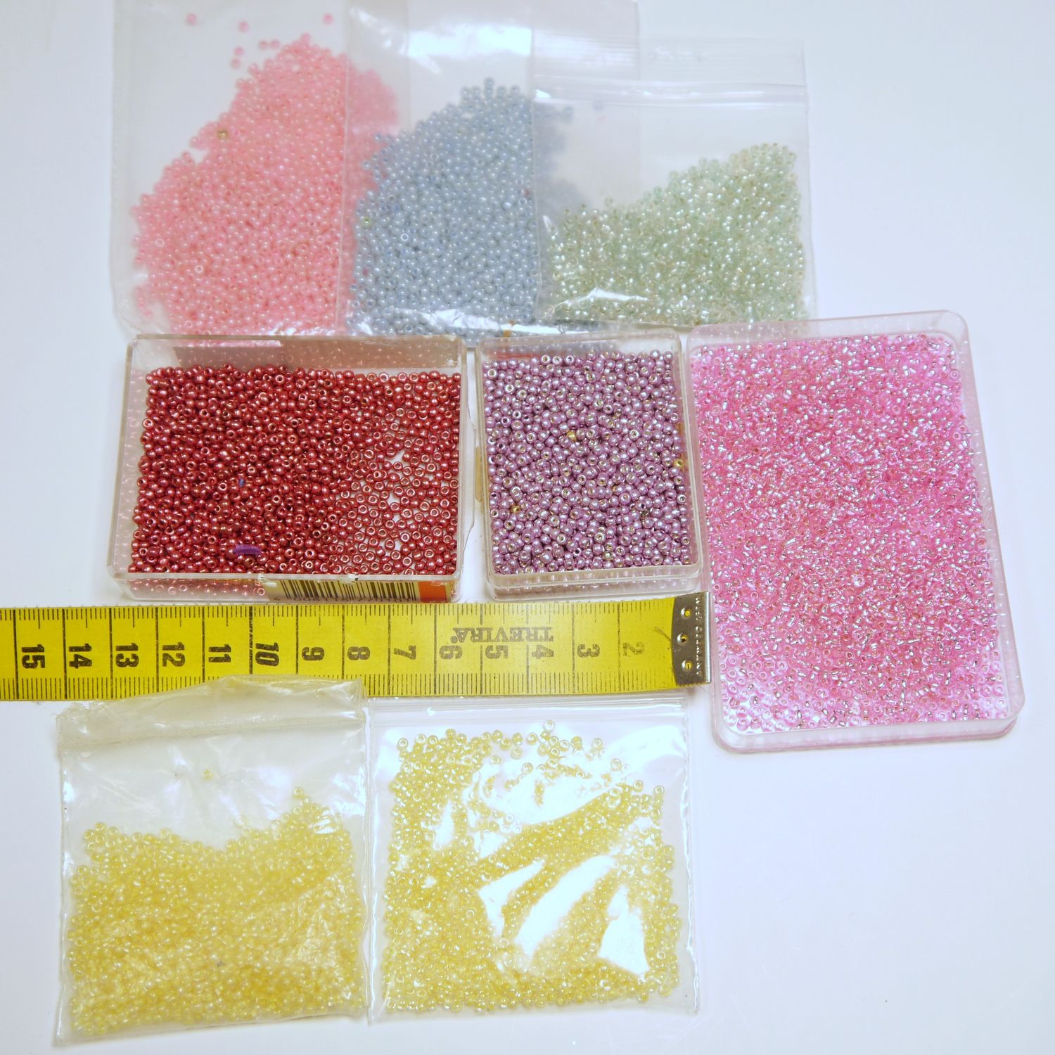 Rocailles Glasperlen Mix Pastell &amp; Bunt – Lagerauflösung aus den 1990er Jahren