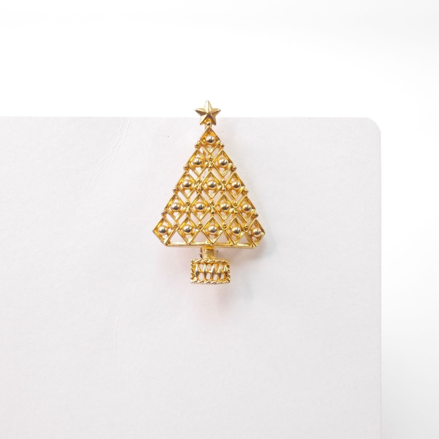 Vintage Weihnachtsbaum-Brosche in Goldoptik