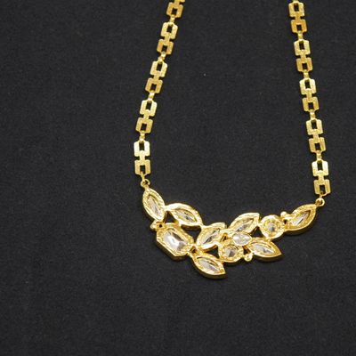 ✨ Vintage Statementkette in Goldoptik mit facettiertem Strass