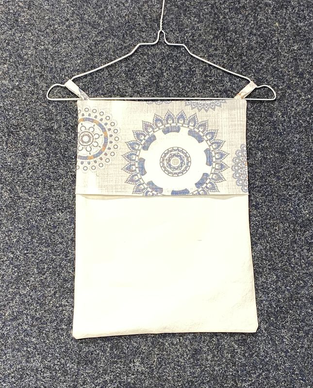 Wäschesammler mit Mandala-Design