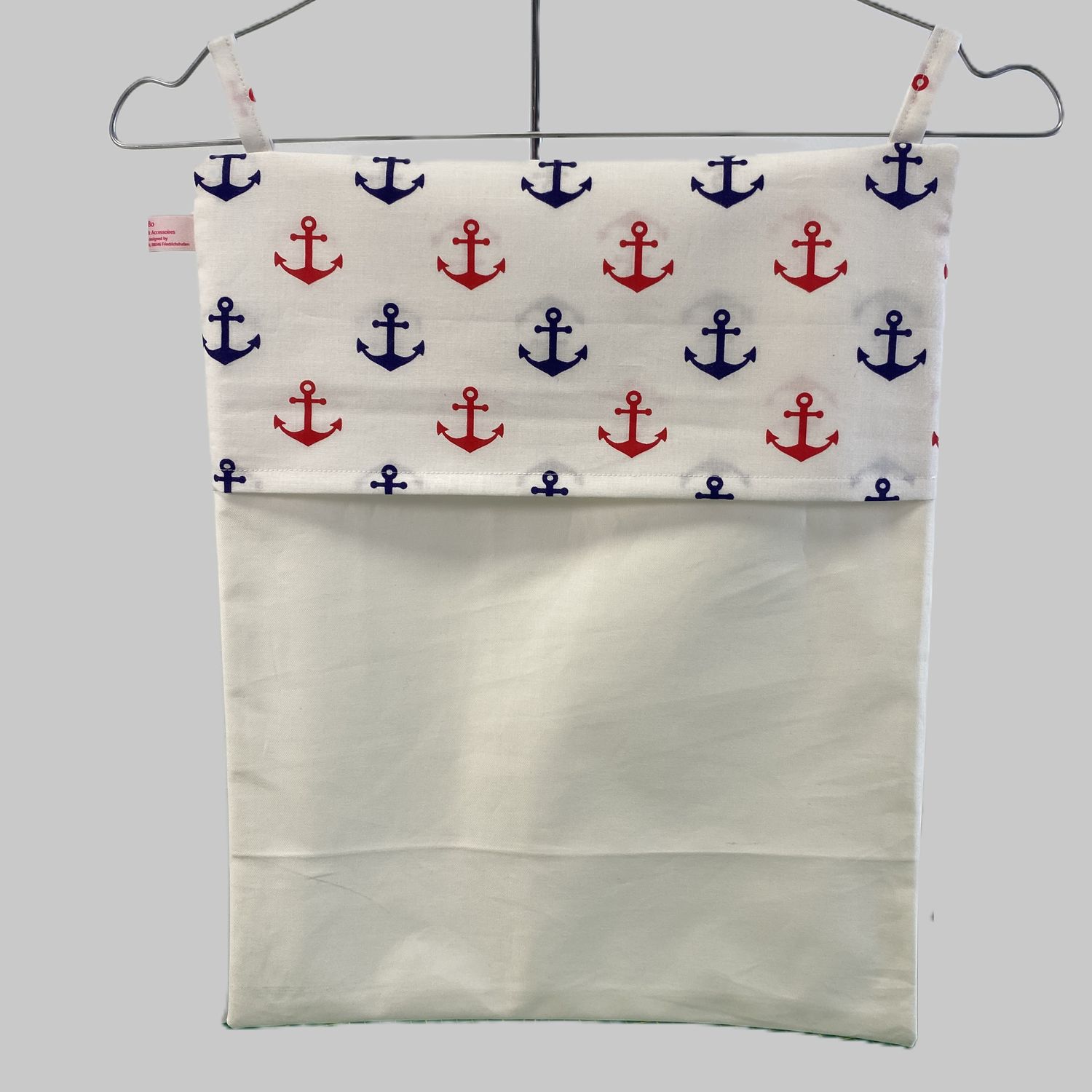 Wäschesammler mit Ankter-Design