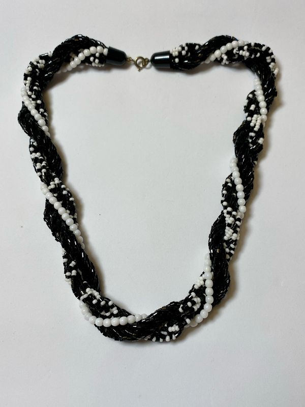 Vintage Perlenkette Schwarz-Weiß