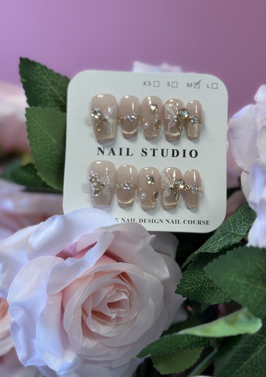 Ongles pressés/Press-on nails