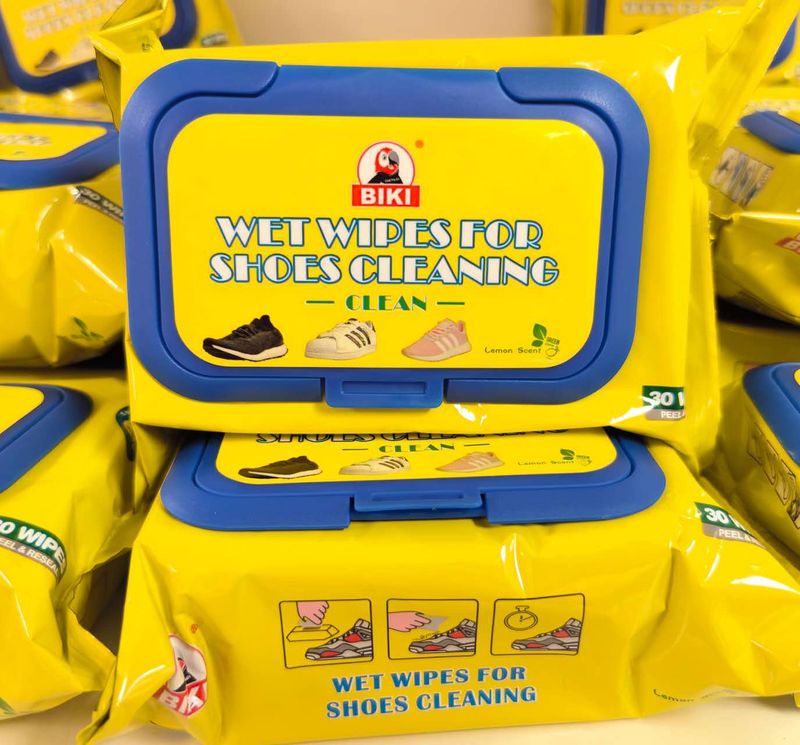 Wet Wipes for Shoes Cleaning